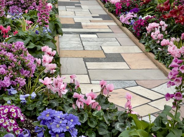 Cost of Garden Path Installation in Whittier